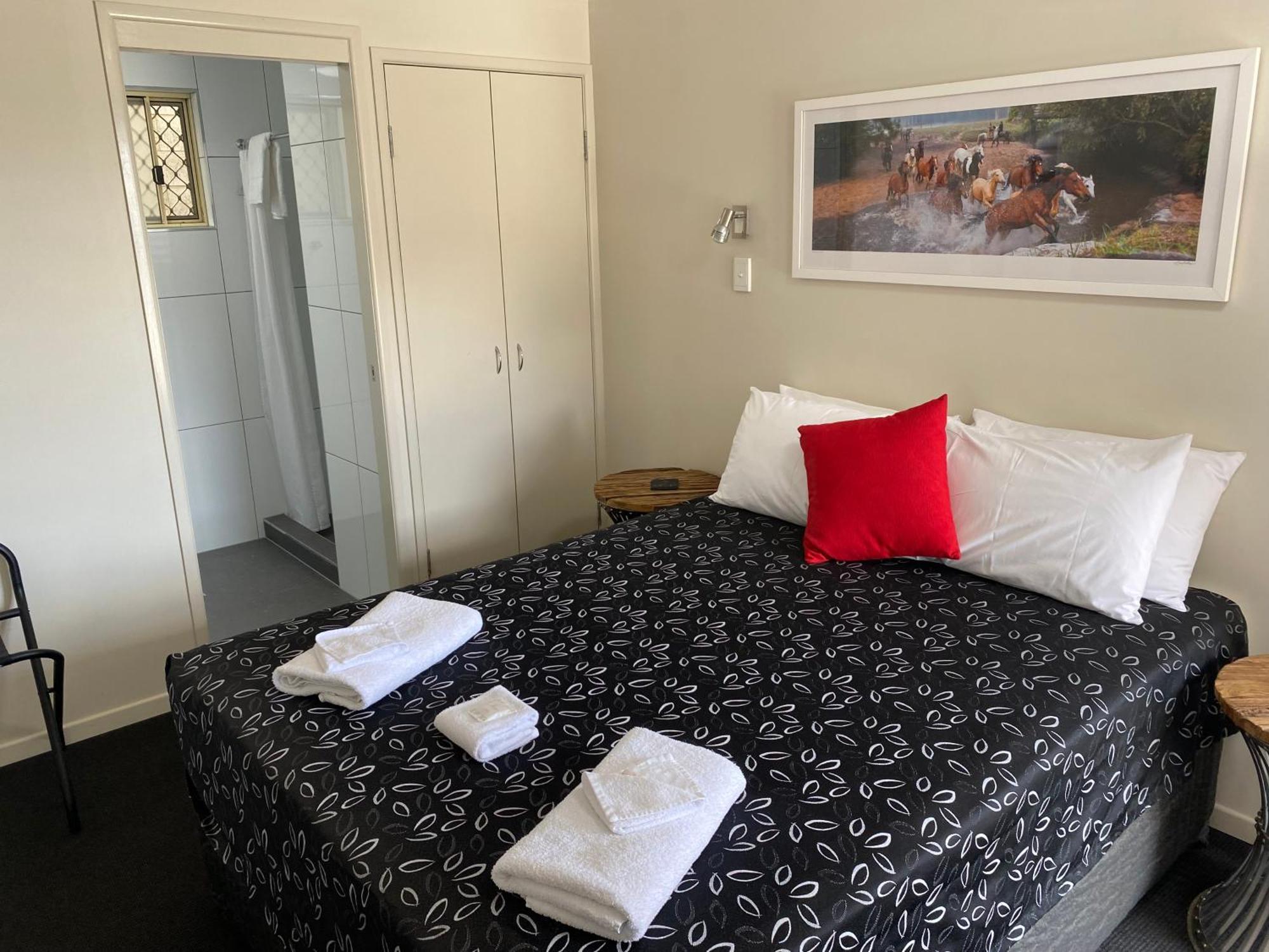 רוקהמפטון Citywalk Motor Inn מראה חיצוני תמונה